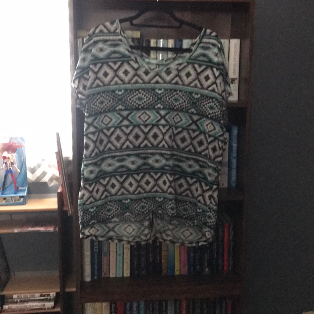 Aztec top